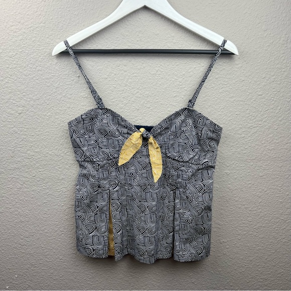 Anthropologie Tops - Anthropologie Odille Geometric Pattern Sweatheart Neckline Tank Top in Sz 8